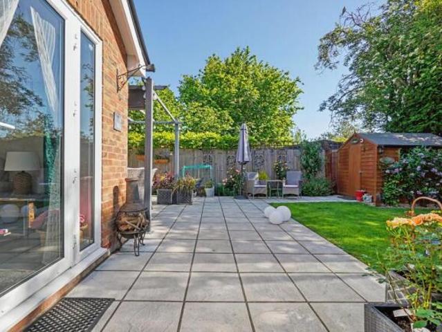 Bungalow for sale in Midway, Kent