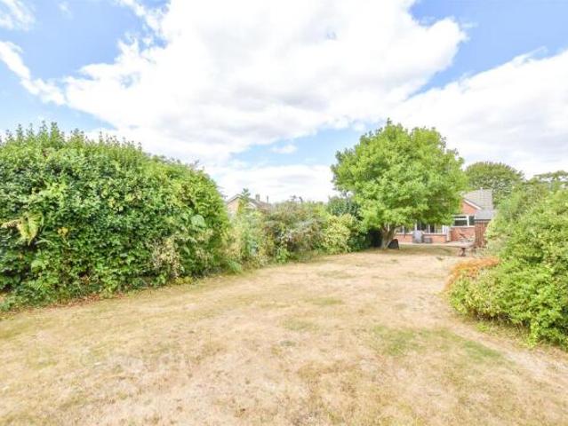 Bungalow for sale in Midway, Kent