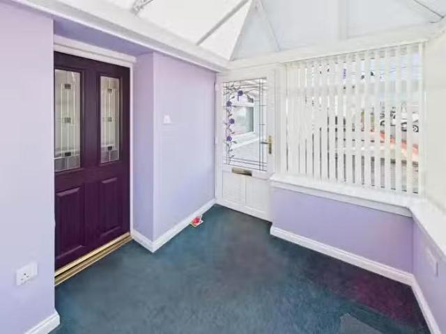 House for sale in Skares