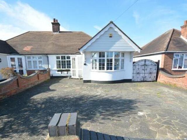 House for sale in Stifford Clays, Grays