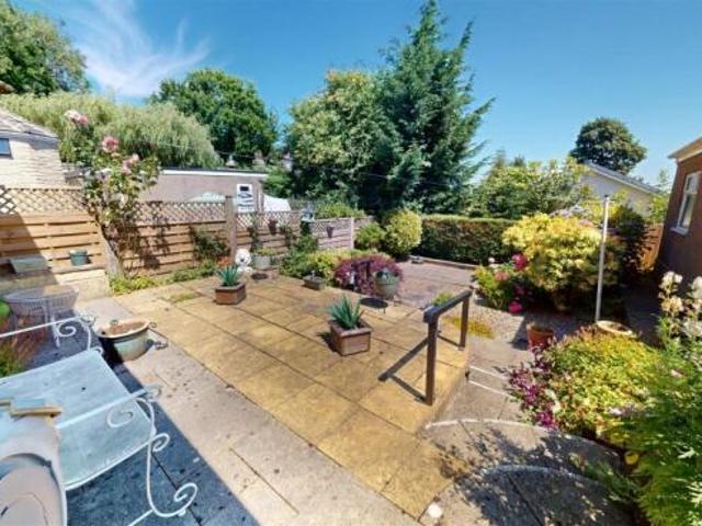 Bungalow for sale in Hamerton, Kent