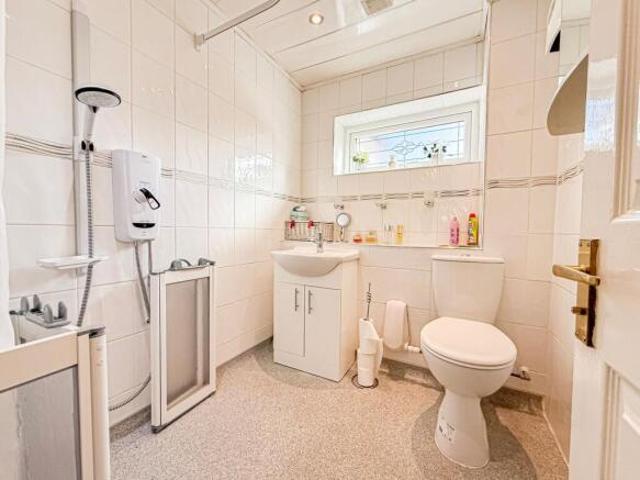 Bungalow for sale in Calderstones