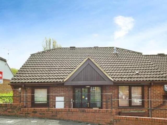 House for sale in Swindon