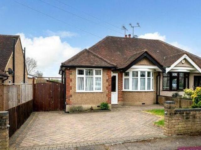 House for sale in Batchworth, Hertfordshire