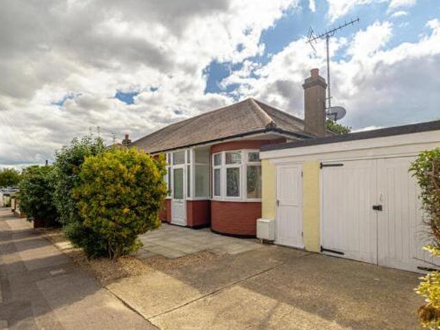 House for sale in Alton Barnes