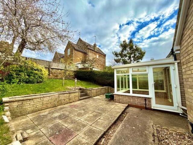 Bungalow for sale in Henwood, Dromore