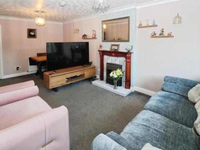Bungalow for sale in Longhill, Hull