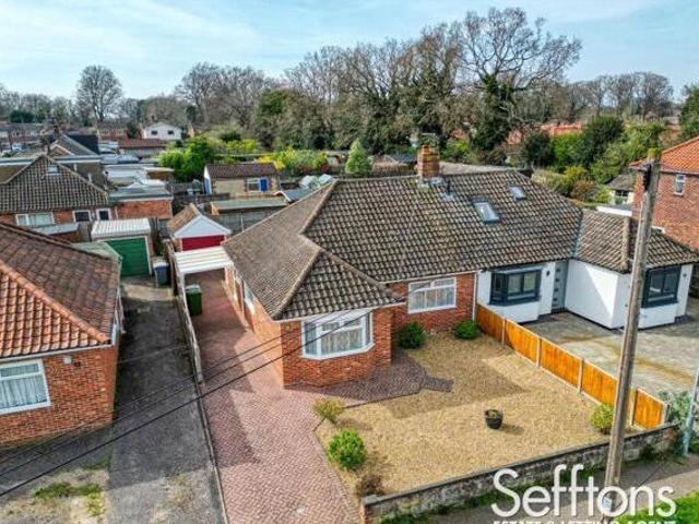 House for sale in East Bank, Norfolk