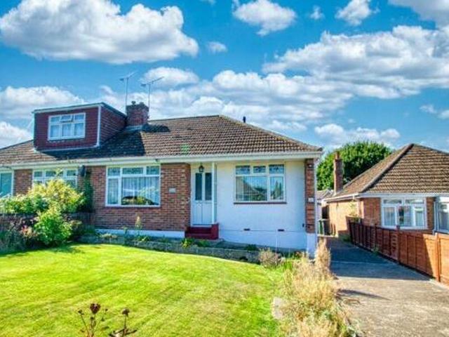 House for sale in Barton Stacey, Hampshire