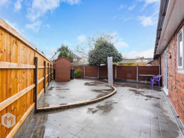 Bungalow for sale
