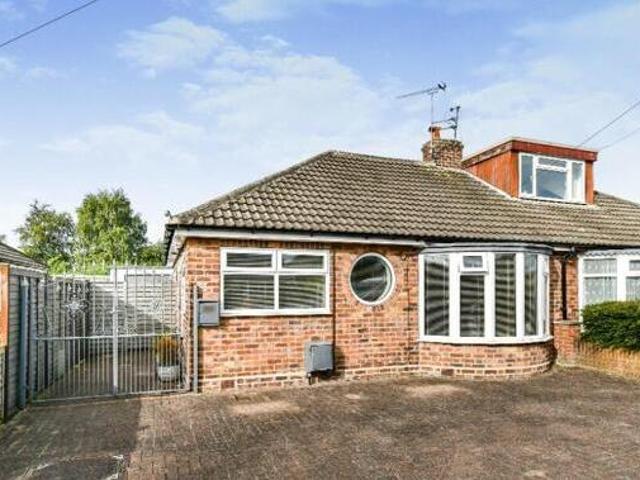 House for sale in High Field, York