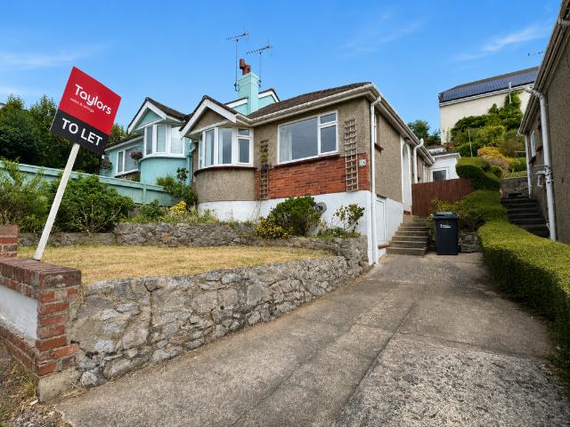 Bungalow for rent in Preston, Livermead