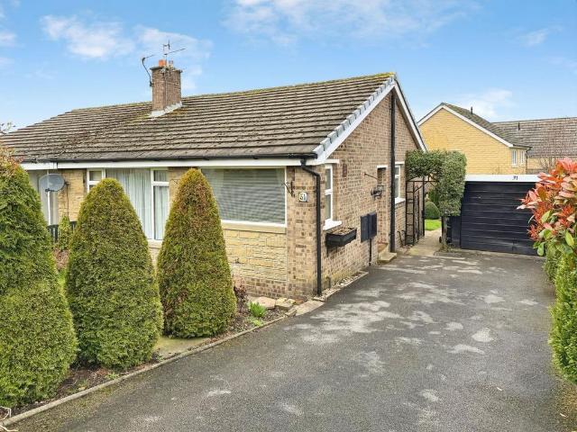 Bungalow for rent in Steeton with Eastburn, Steeton