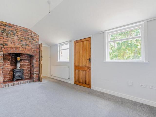 House for rent in Wrexham, Wales