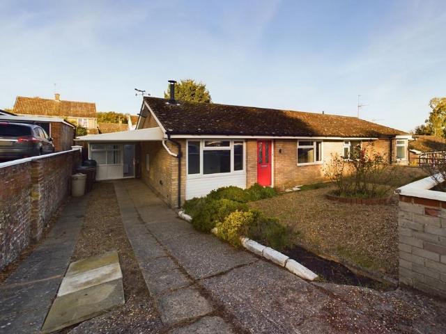 Bungalow for rent in East Tuddenham, Norfolk
