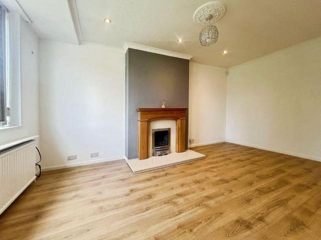 House for rent in The Haulgh, Lee Bank