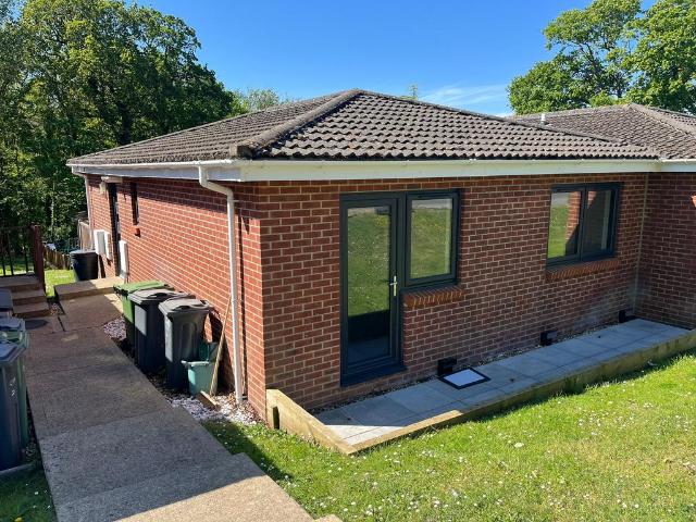 Bungalow for rent in Gurnard, Isle Of Man