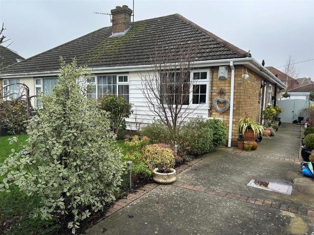 Bungalow for rent in Nunsthorpe, Scartho
