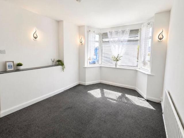 House for rent in Alton Barnes, Essex