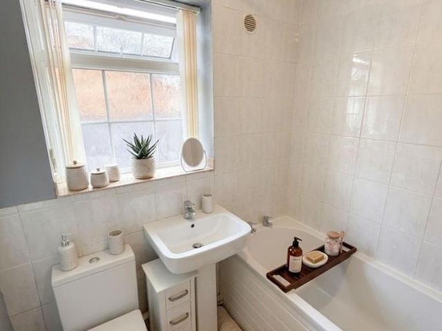 House for rent in Sunny Hill, East Midlands