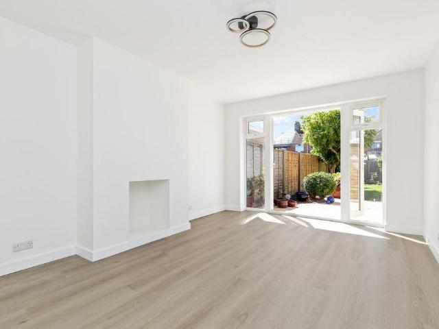 House for rent in Clapham, West Sussex