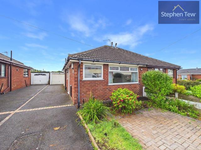 Bungalow for rent in Marton Moss Side, Blackpool