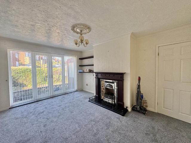 House for rent in Hill Top Estate, Kirklees