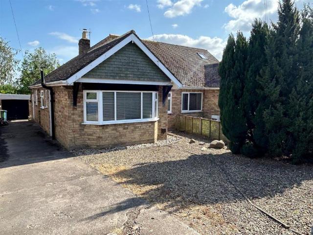 Bungalow for rent in East Ayton, North Yorkshire