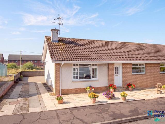 Bungalow for rent in Mauchline, Scotland