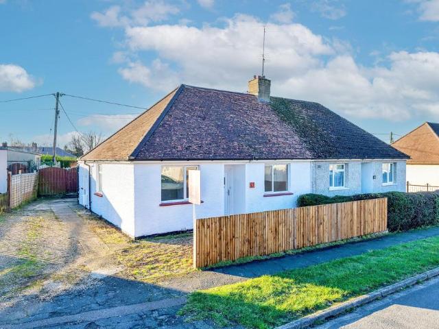 Bungalow for rent in Barway, Cambridgeshire
