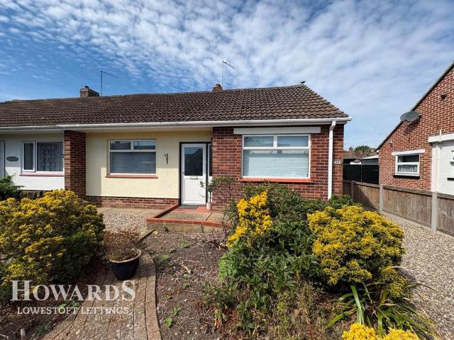Bungalow for rent in Eastbridge, Suffolk
