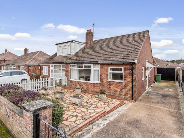 Bungalow for rent in Folkestone