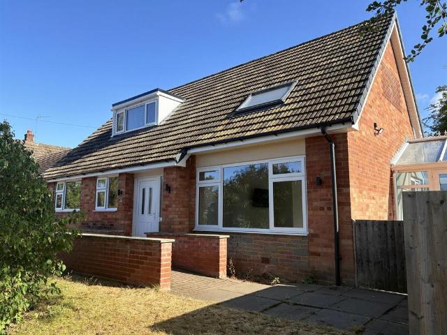 Bungalow for rent in Condover, Shropshire