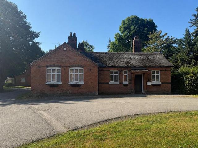 Bungalow for rent in Hadnall, Shropshire