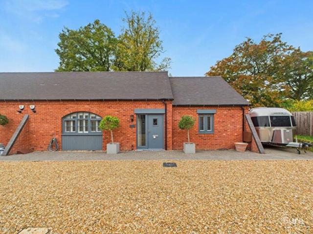 Apartment for rent in Beamhurst, Staffordshire