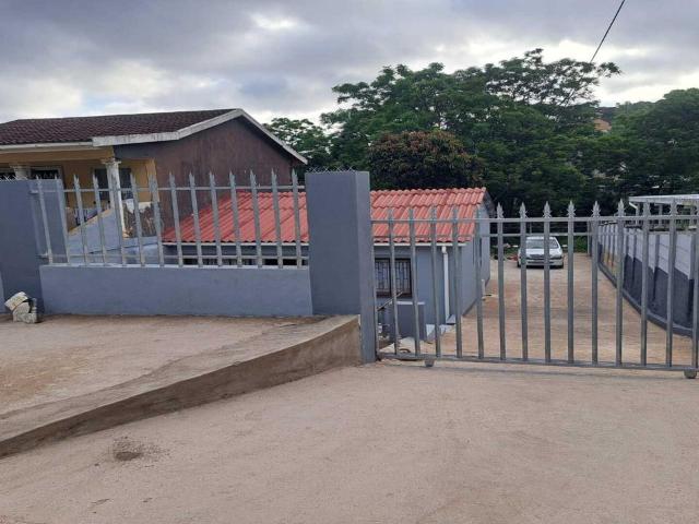 House for rent in Chatsworth, Kwazulu-natal