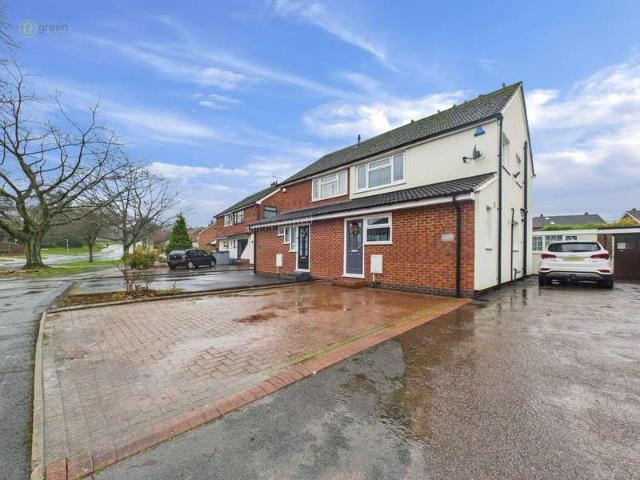 Farm for sale in Belgrave, Kettlebrook