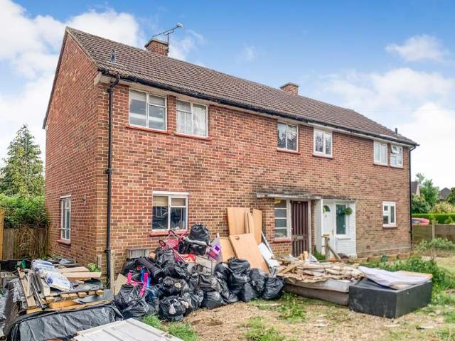 Semi Detached House for sale in Slough, Wexham Court