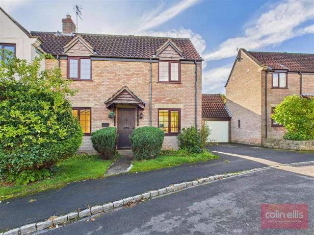 Farm for sale in Burniston
