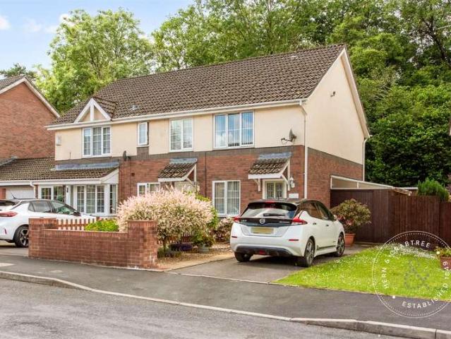 Cottage for sale in Falcon Lodge, Wales
