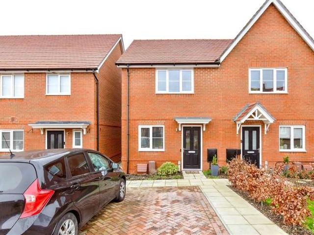 Farm for sale in Chichester, Littlecote