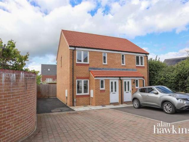 Farm for sale in Calne