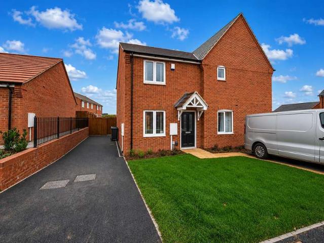 Farm for sale in Barton In Fabis, East Midlands