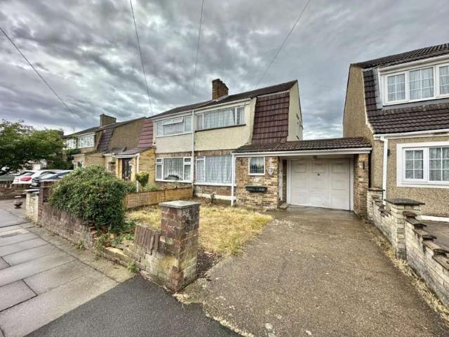 Farm for sale in Gould's Green, Greater London