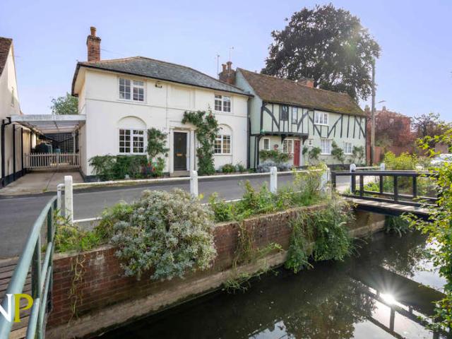 Farm for sale in Nayland-with-Wissington, Chelmondiston