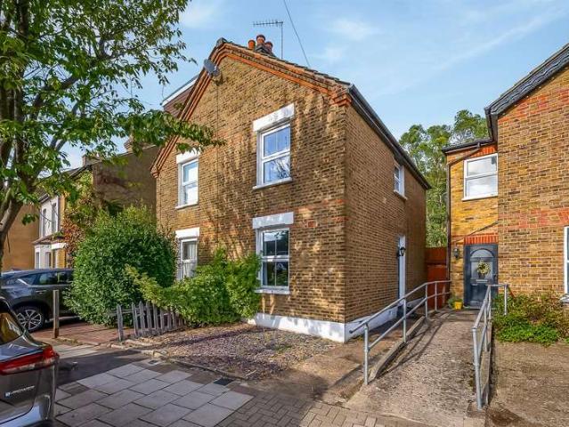 Farm for sale in London Borough of Bromley, Greater London