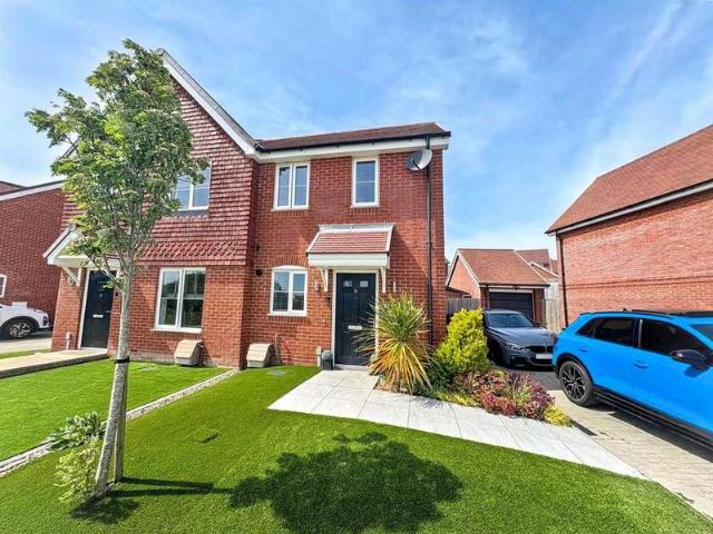 Farm for sale in Cross In Hand, East Sussex