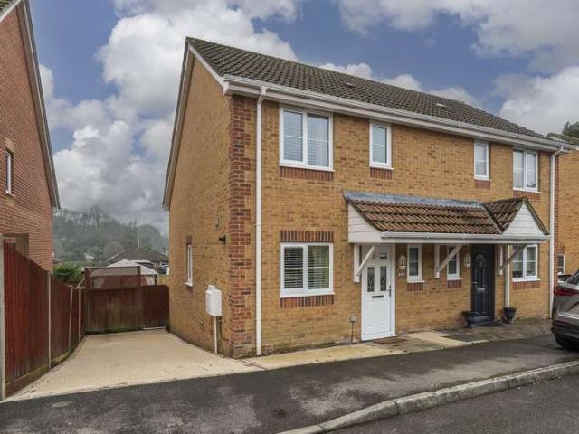 Farm for sale in Lowford, Helford