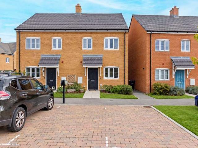 Farm for sale in Weybourne, Waverley