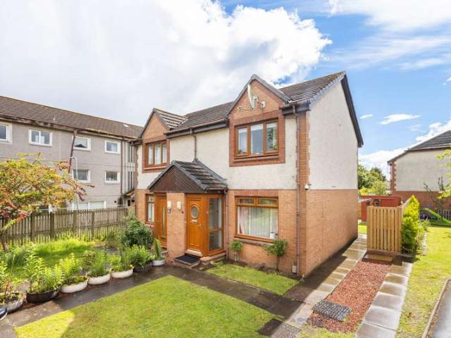 Farm for sale in Pumpherston, Scotland